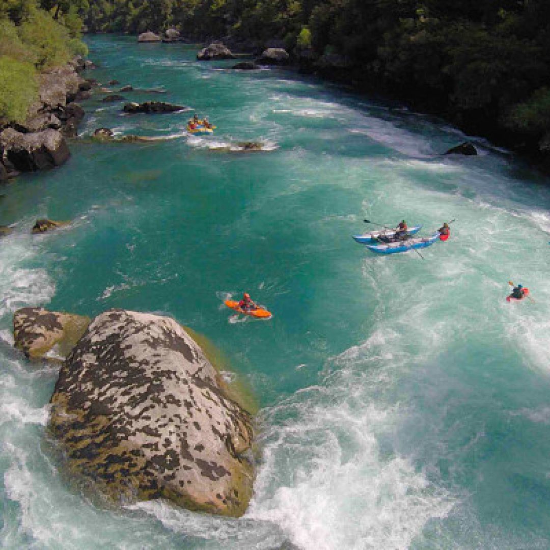 Rafting whitewater bio bio